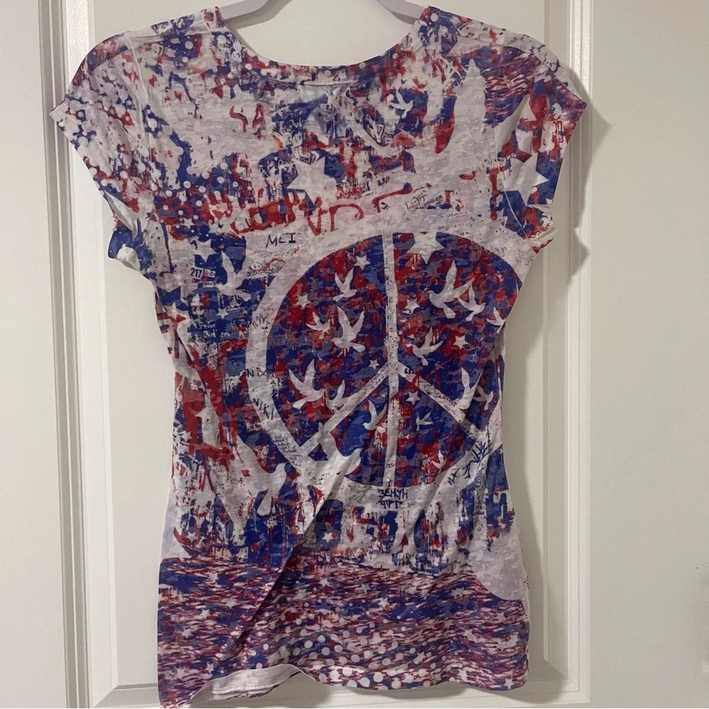 5 for $25 ⭐️ INC USA Patriotic Peace Tee
